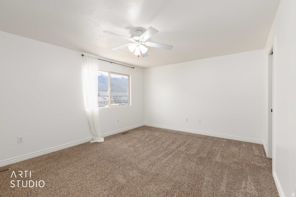 7438 S 1550 E South Weber, UT 84405