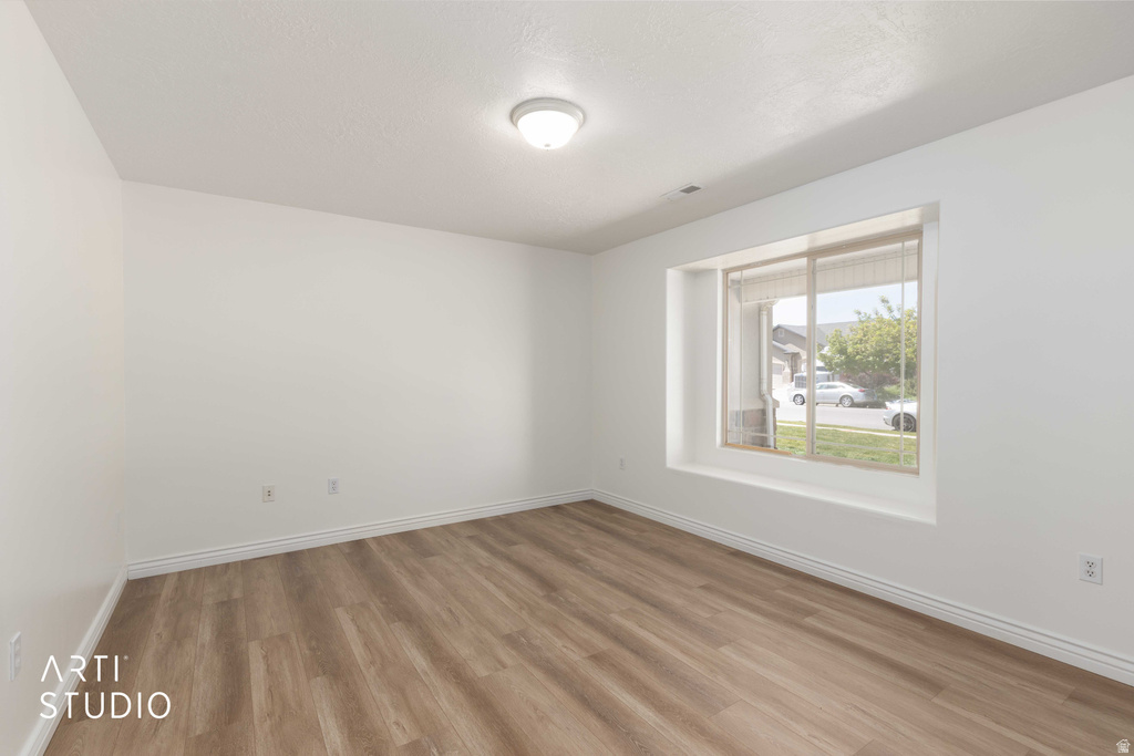 7438 S 1550 E South Weber, UT 84405
