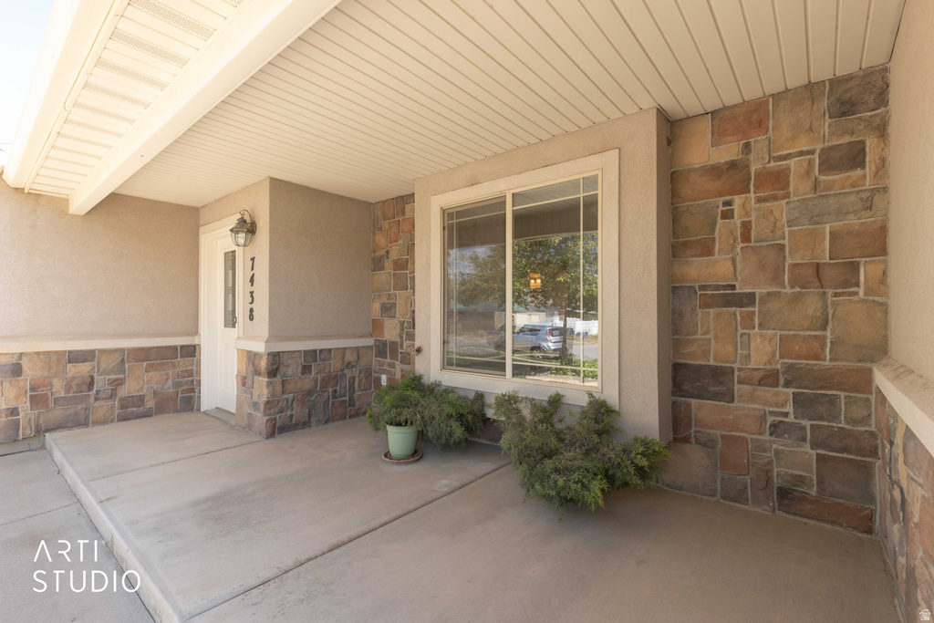 7438 S 1550 E South Weber, UT 84405