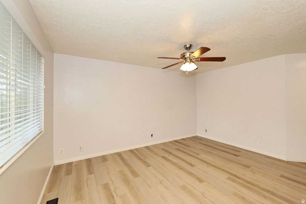 4717 S 3700 W Roy, UT 84067