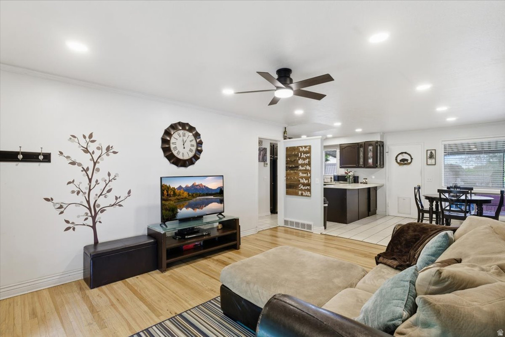 545 S ECCLES AVE Ogden, UT 84404