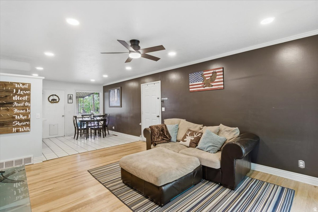 545 S ECCLES AVE Ogden, UT 84404