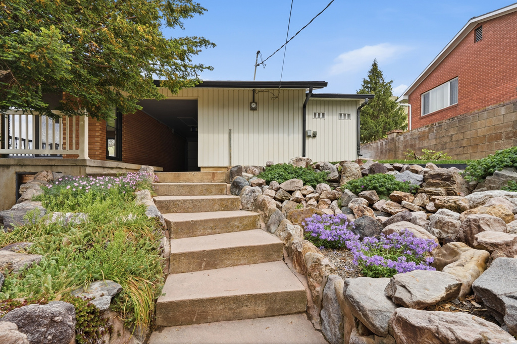 2470 PEACH ST Perry, UT 84302