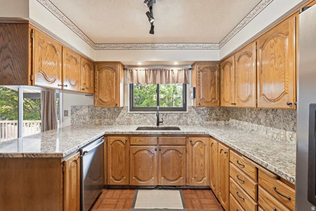 2470 PEACH ST Perry, UT 84302