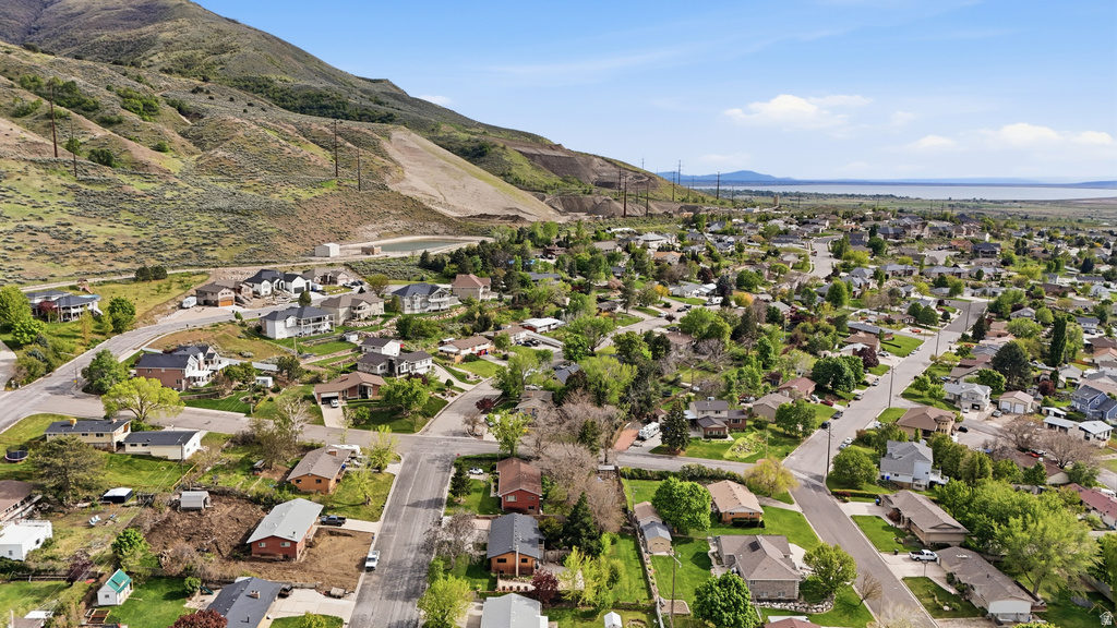 2470 PEACH ST Perry, UT 84302