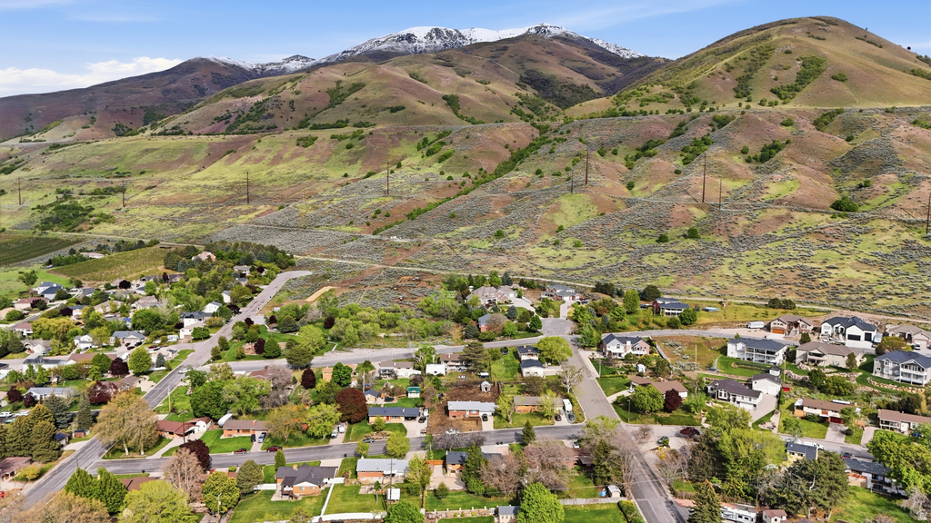 2470 PEACH ST Perry, UT 84302