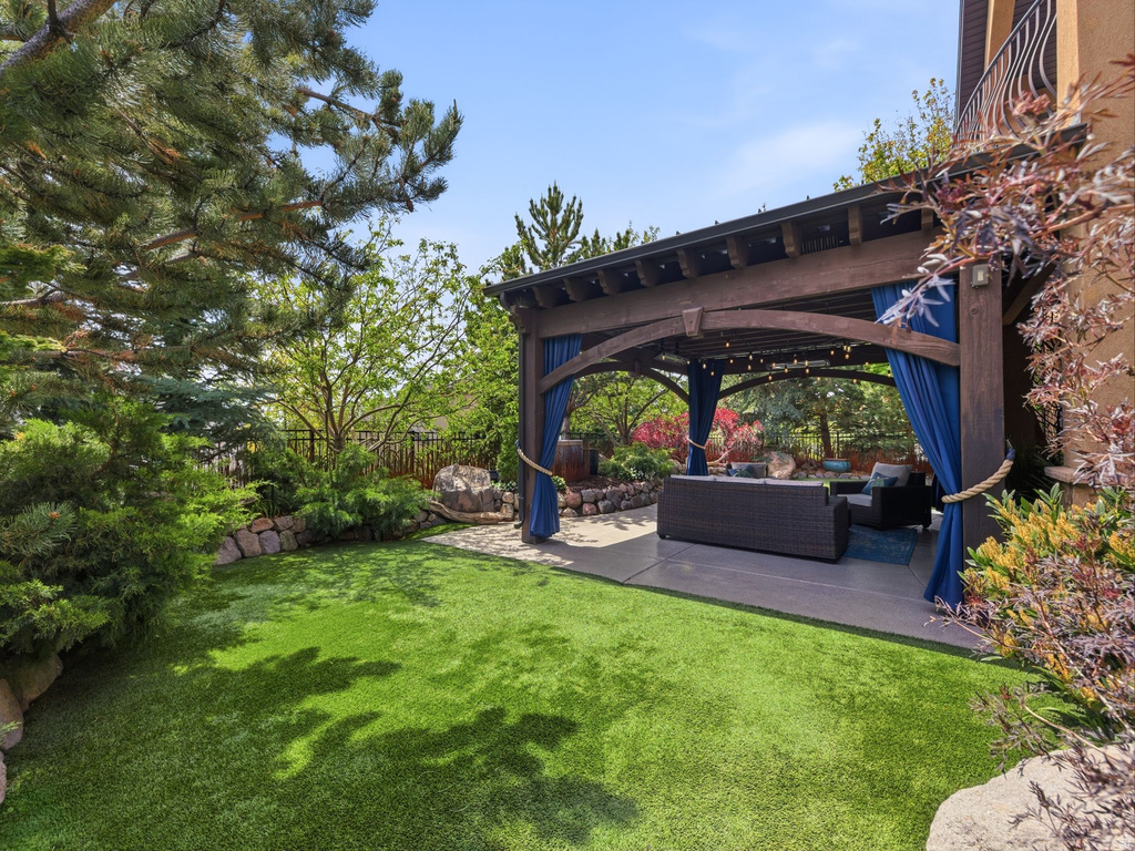2216 E FAIR WINNS LN Draper (UT Cnty), UT 84020