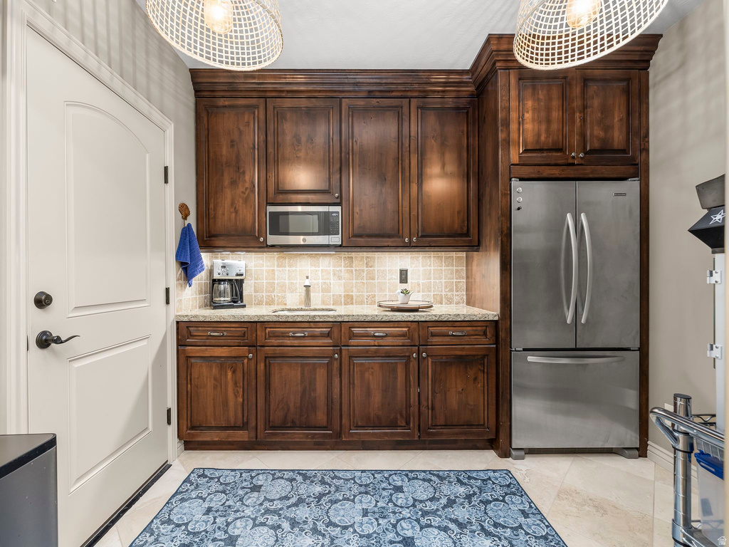 2216 E FAIR WINNS LN Draper (UT Cnty), UT 84020
