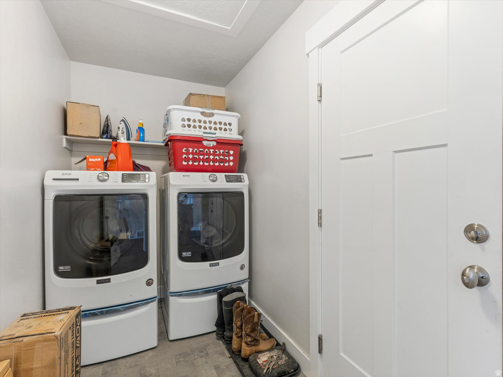 239 S TAWNY DR Grantsville, UT 84029