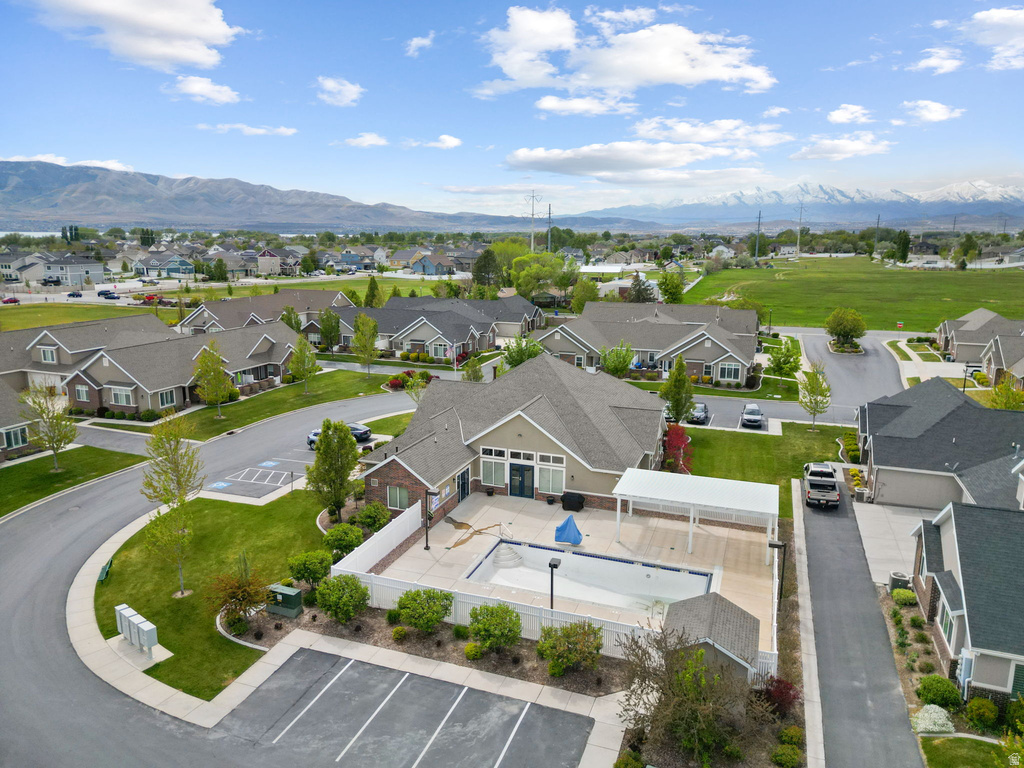 64 E 350 S Lehi, UT 84043