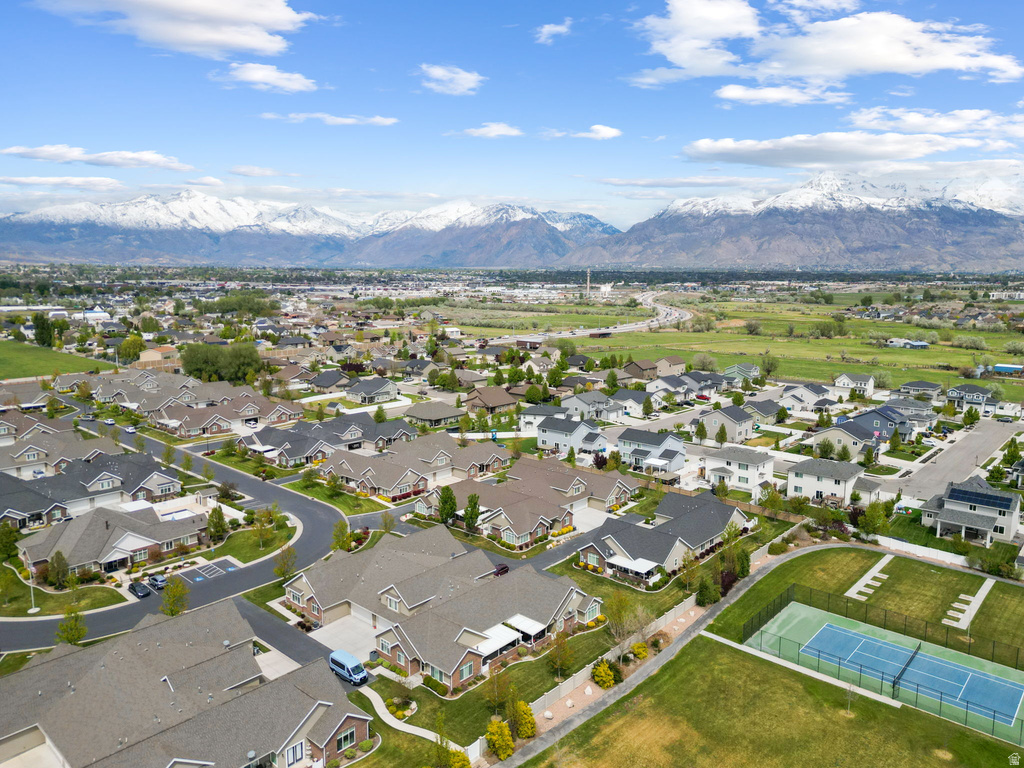 64 E 350 S Lehi, UT 84043