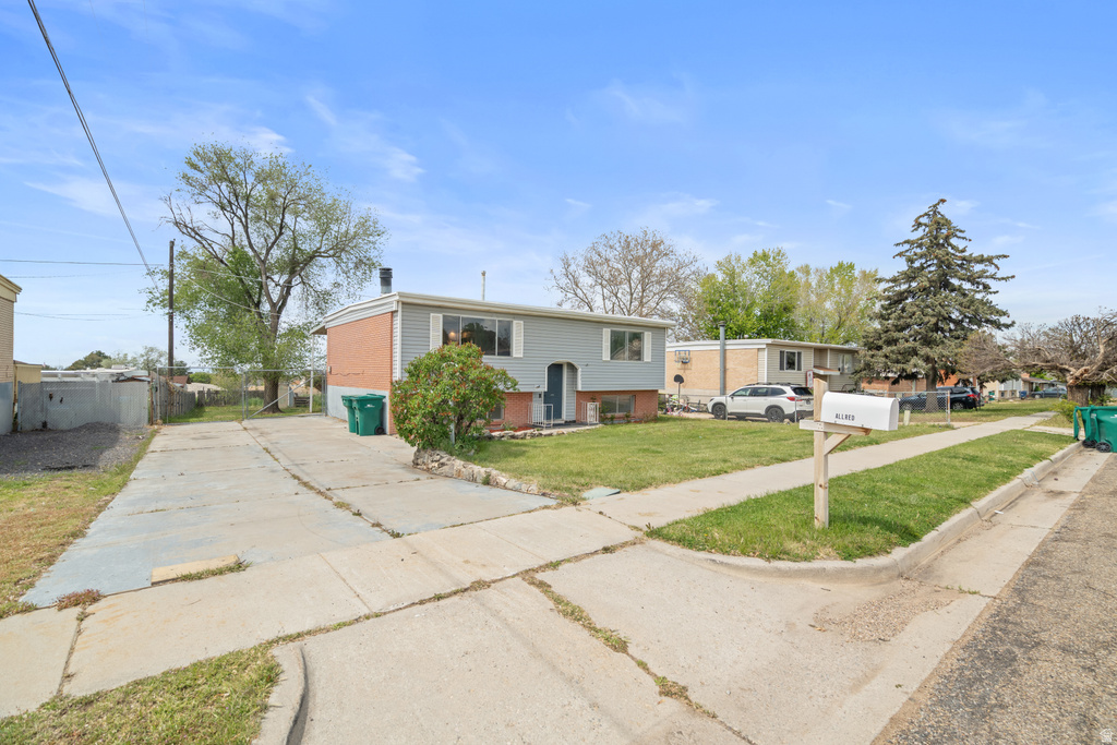 5331 S 2675 W Roy, UT 84067