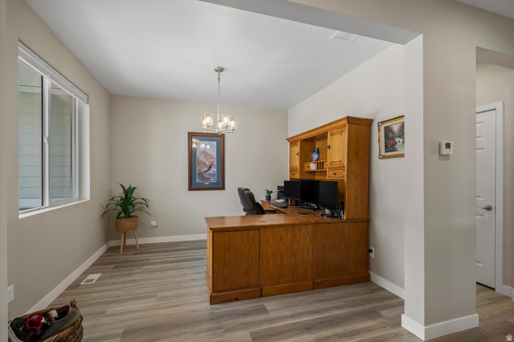 1978 E COLETTE ST #1303 Lake Point, UT 84074