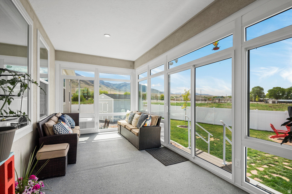 1978 E COLETTE ST #1303 Lake Point, UT 84074