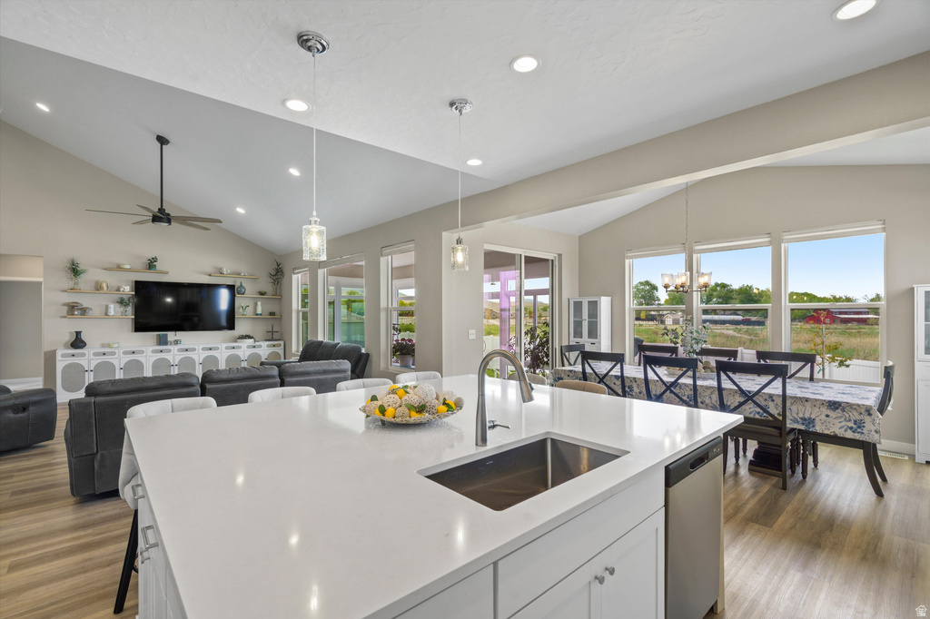 1978 E COLETTE ST #1303 Lake Point, UT 84074