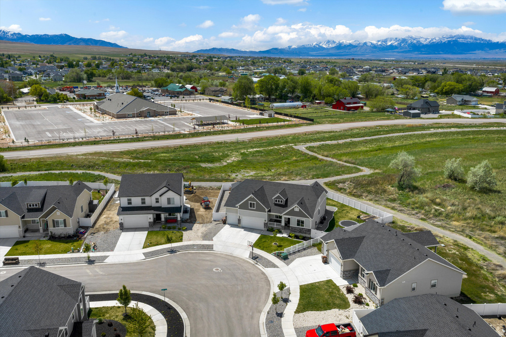 1978 E COLETTE ST #1303 Lake Point, UT 84074