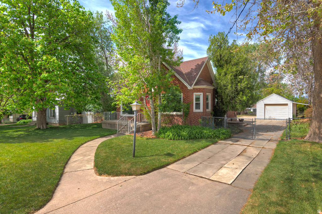 872 W 3800 S Bountiful, UT 84010