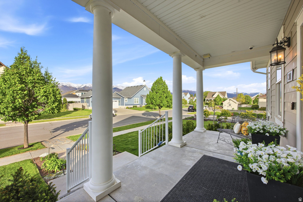 311 APPLE LEAF AVE Kaysville, UT 84037