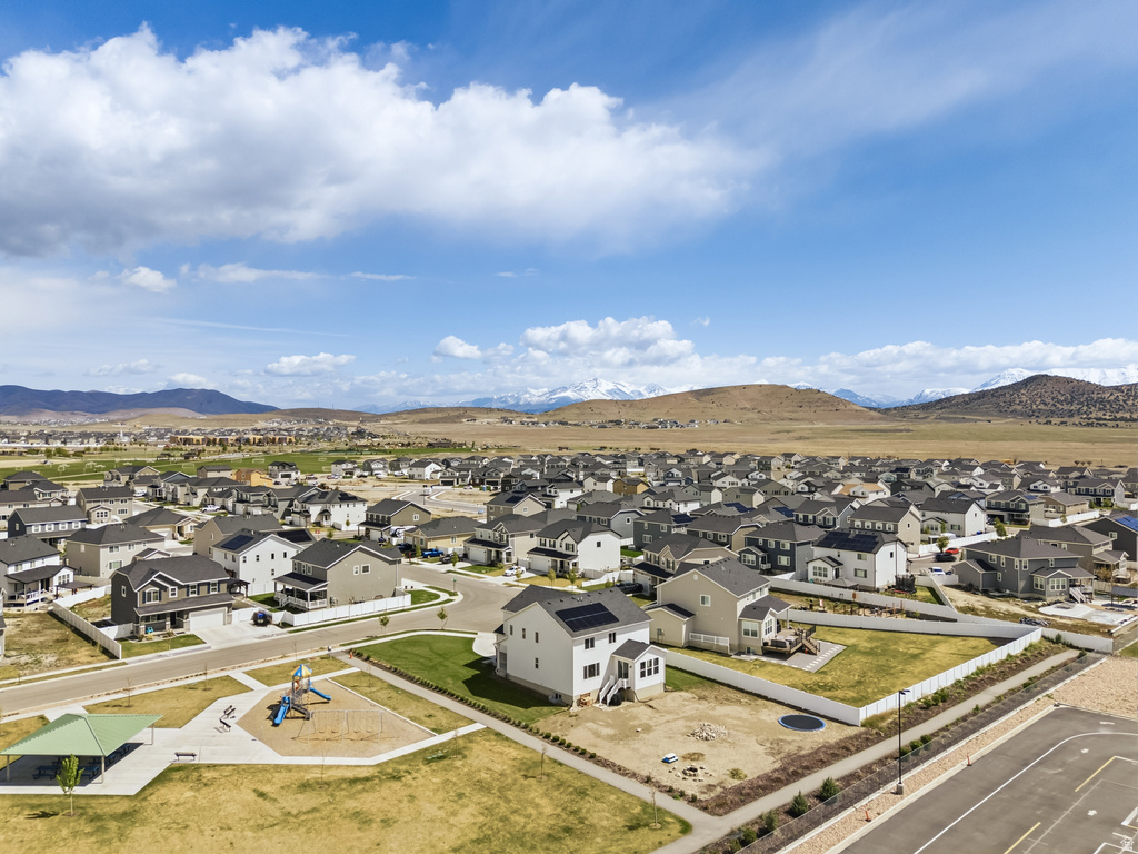 1208 E COACHLINE WAY Eagle Mountain, UT 84005