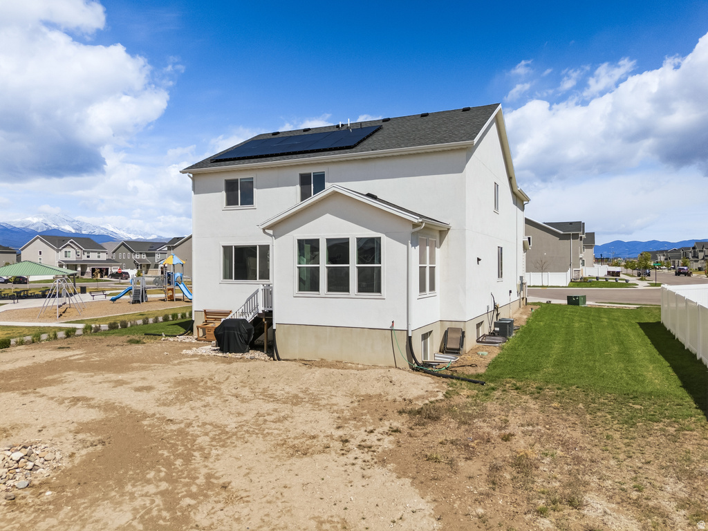 1208 E COACHLINE WAY Eagle Mountain, UT 84005