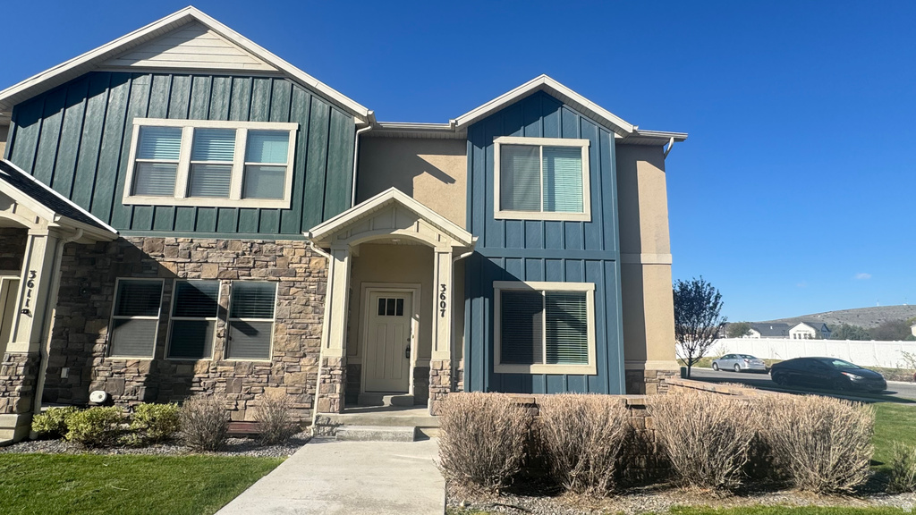 3607 E SAPPHIRE LN Eagle Mountain, UT 84005