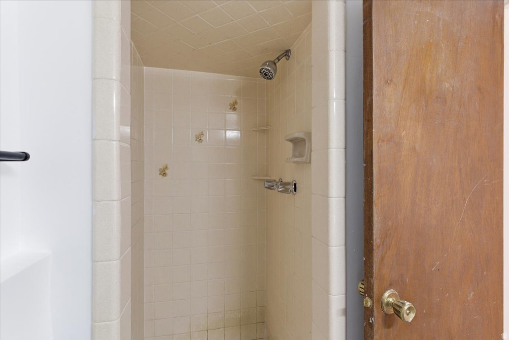 1320 W LEADVILLE AVE Salt Lake City, UT 84116
