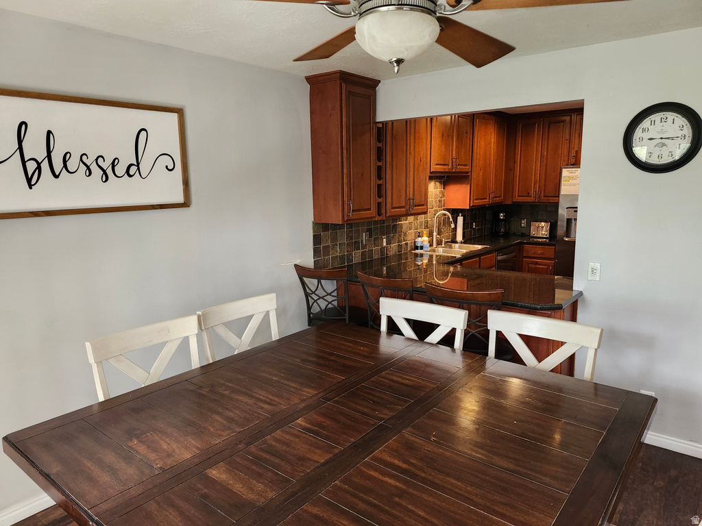 8230 WASATCH GROVE LN Salt Lake City, UT 84121