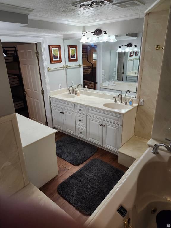 8230 WASATCH GROVE LN Salt Lake City, UT 84121