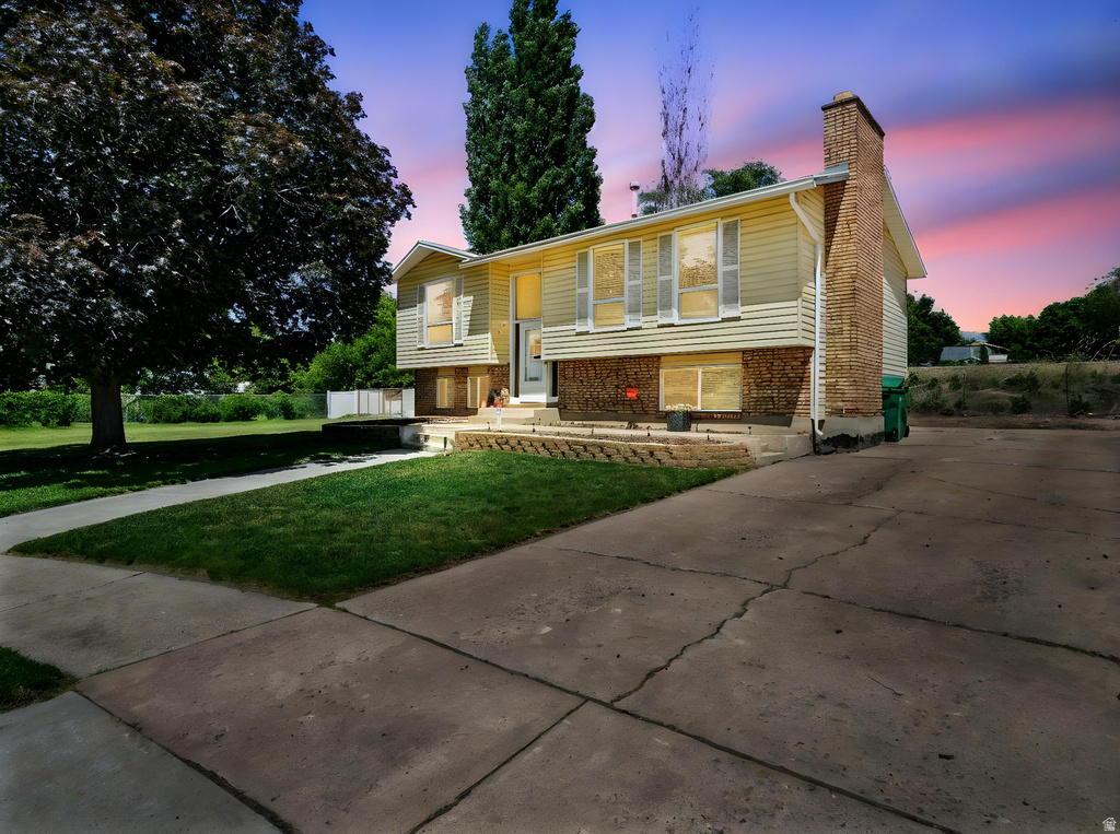 2802 W 4875 S Roy, UT 84067