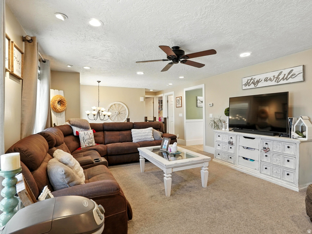 2802 W 4875 S Roy, UT 84067