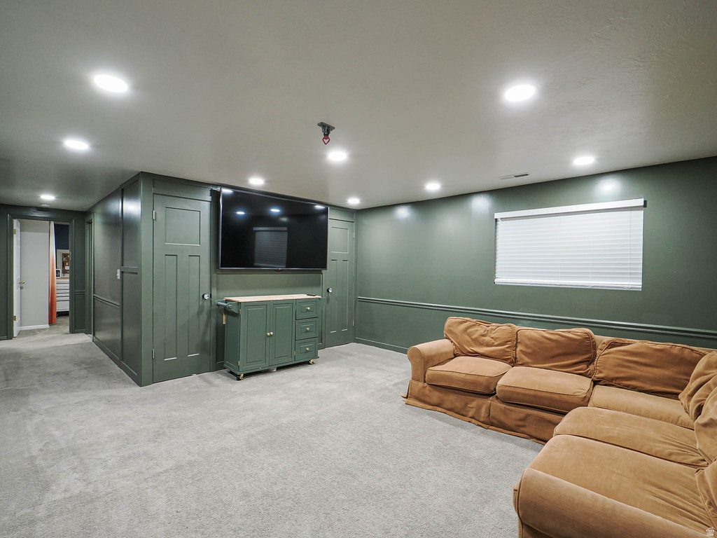 12166 S FAIRWAY CIR Sandy, UT 84092