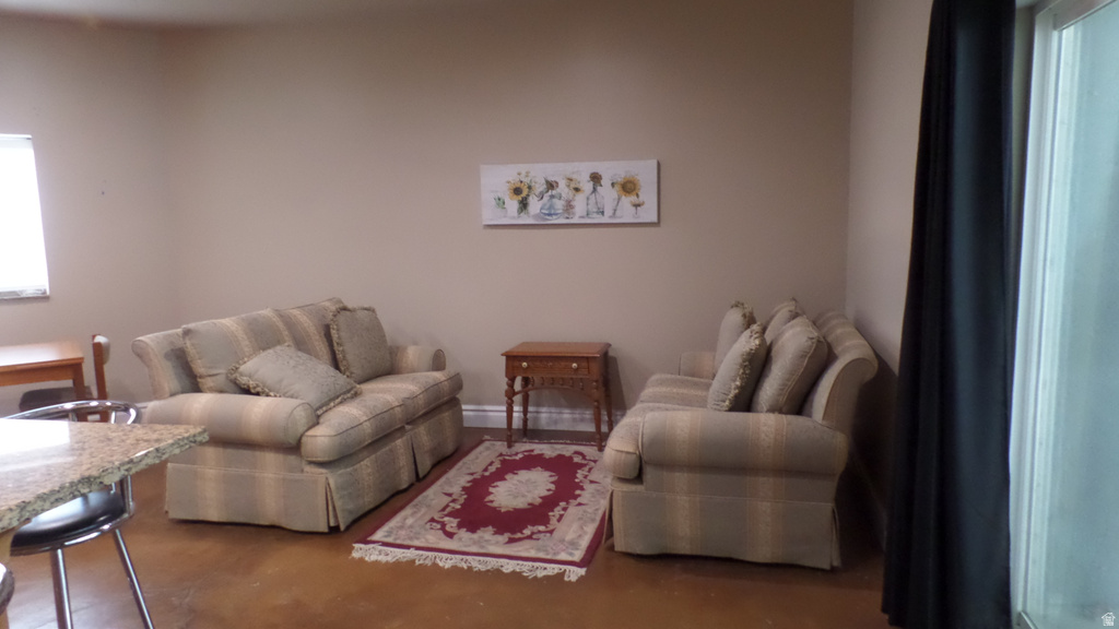 496 E SPRUCE GLEN RD Murray, UT 84107