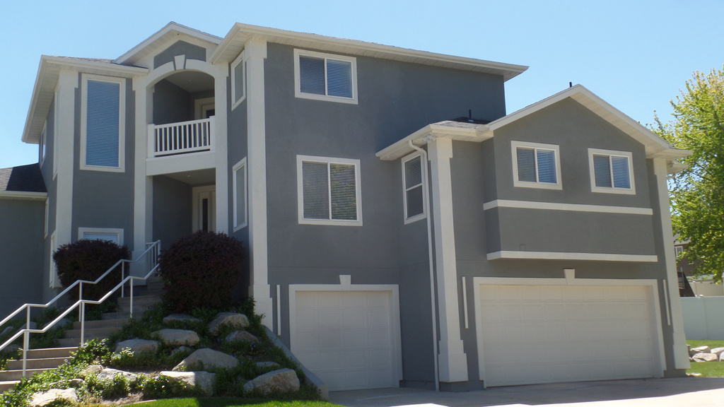 496 E SPRUCE GLEN RD Murray, UT 84107