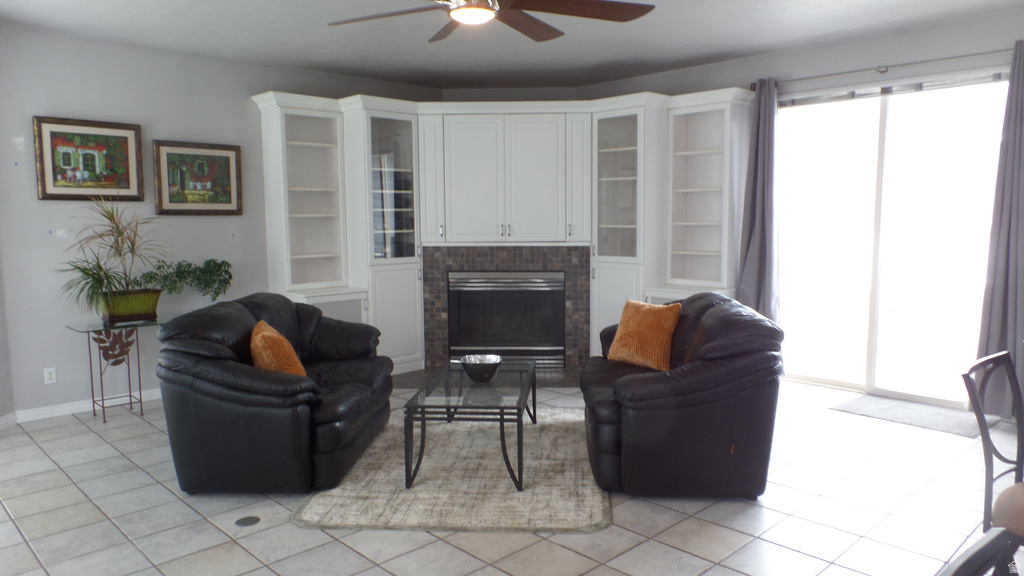 496 E SPRUCE GLEN RD Murray, UT 84107