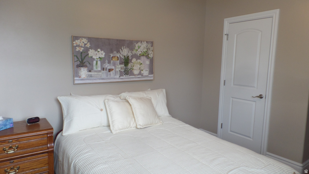 496 E SPRUCE GLEN RD Murray, UT 84107