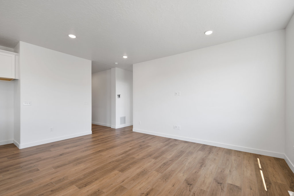 254 E WATER MILL WAY #227 Midvale, UT 84070