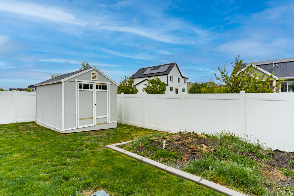 663 S CROOKED POST WAY Saratoga Springs, UT 84045