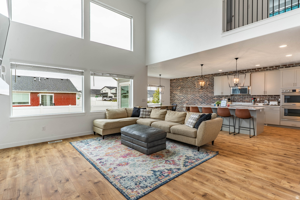 663 S CROOKED POST WAY Saratoga Springs, UT 84045