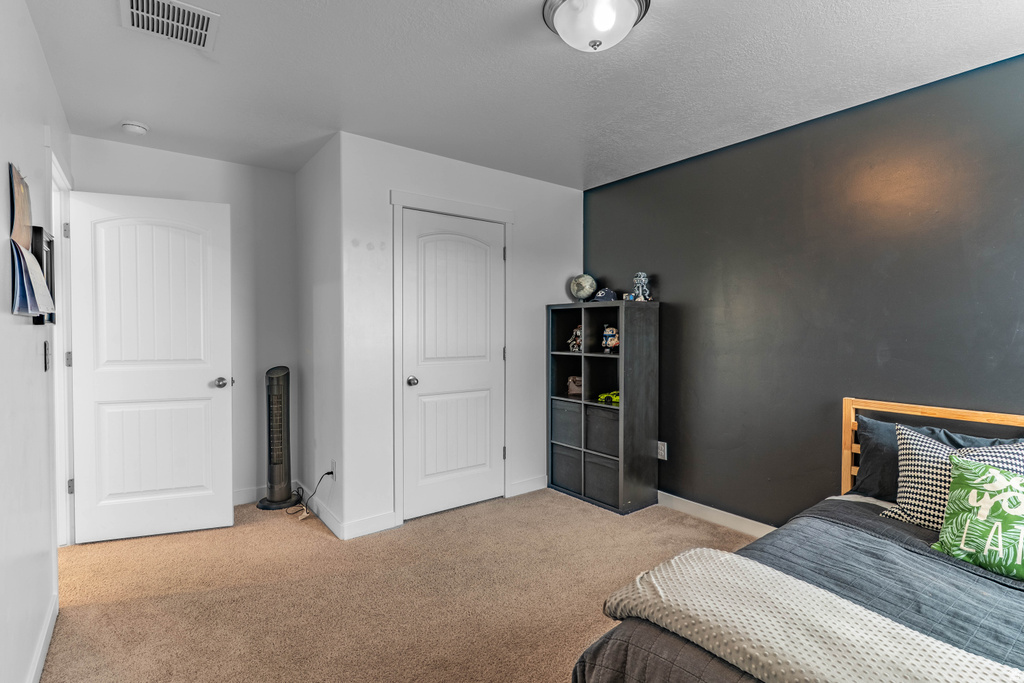 663 S CROOKED POST WAY Saratoga Springs, UT 84045