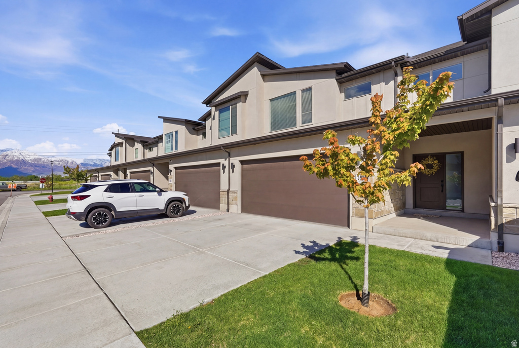 1820 S COURTNEY WAY #2 West Haven, UT 84401