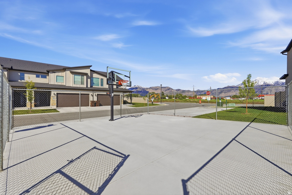 1820 S COURTNEY WAY #2 West Haven, UT 84401