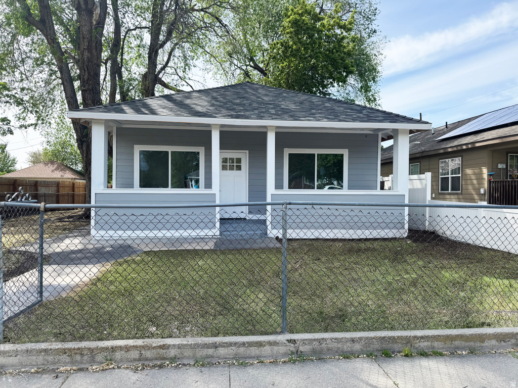 640 S NAVAJO ST Salt Lake City, UT 84104