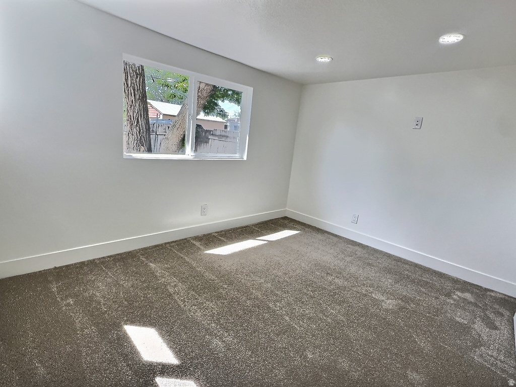 640 S NAVAJO ST Salt Lake City, UT 84104