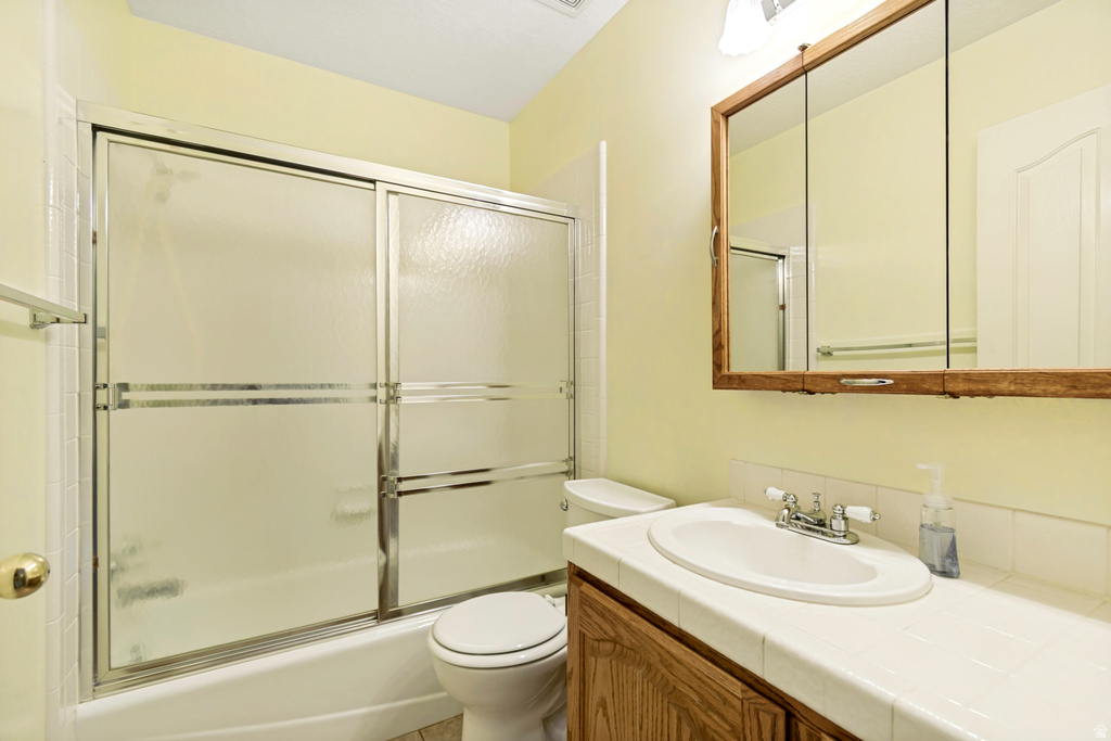 1613 W CORNERSTONE DR South Jordan, UT 84095