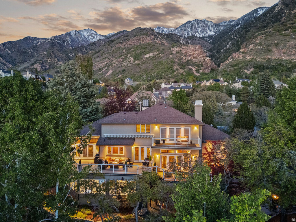 11802 S HIDDEN BROOK BLVD Sandy, UT 84092