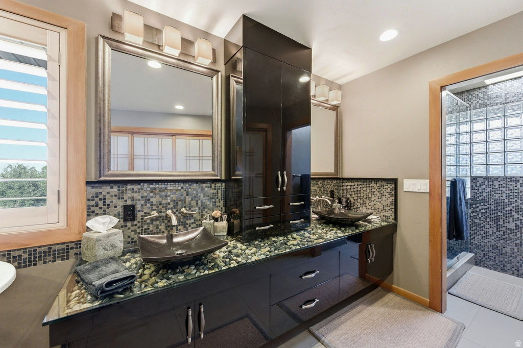 11802 S HIDDEN BROOK BLVD Sandy, UT 84092
