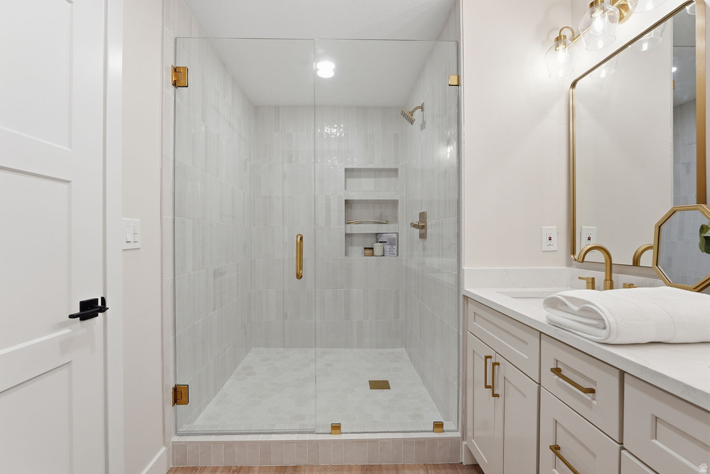 4608 S LOCUST LN Holladay, UT 84117