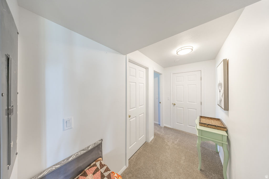 1953 W 2100 S Syracuse, UT 84075