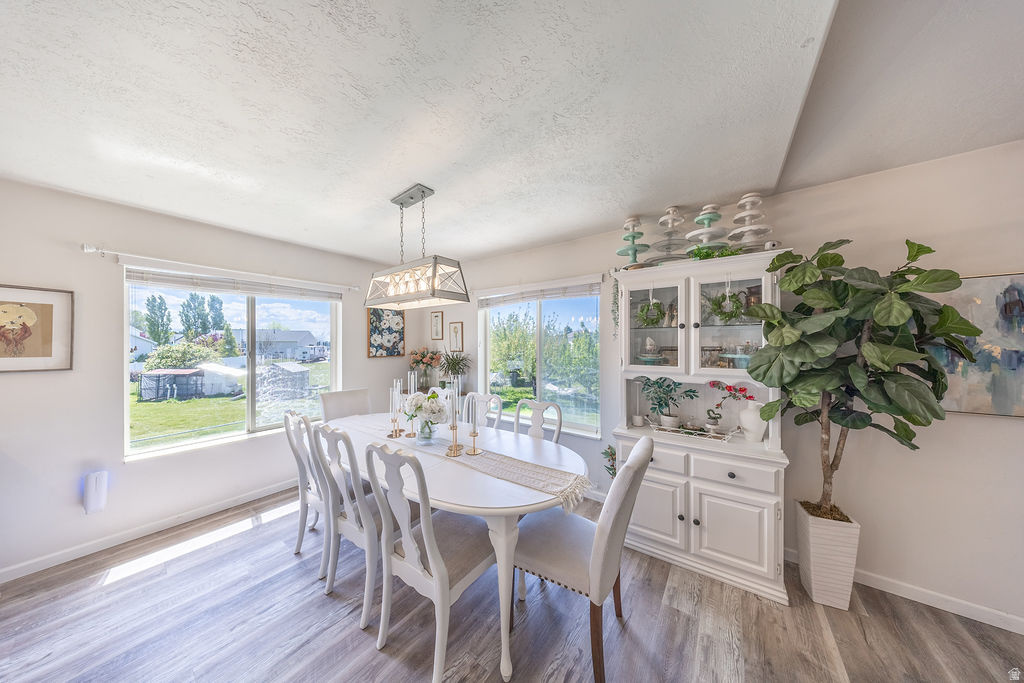 1953 W 2100 S Syracuse, UT 84075