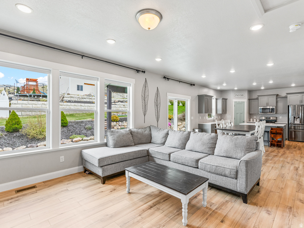 829 E 600 N Hyde Park, UT 84318